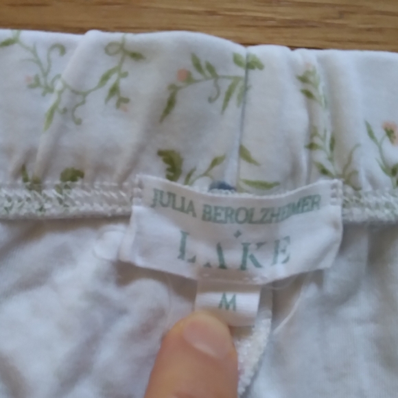 Julia Berolzheimer + Lake Floral Pajama Set Medium - Picture 3 of 12